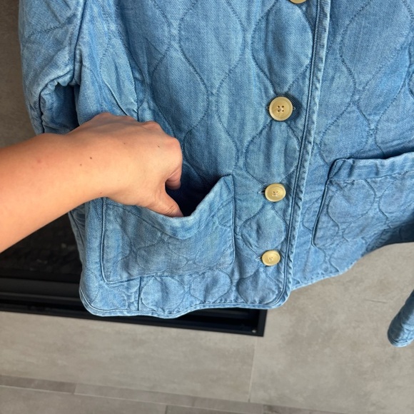 Vineyard Vines Chambray Quilted Jacket, Size M - Picture 6 of 14